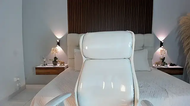 Emma23   online show from July 23, 7:27 am