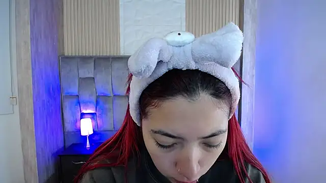 Mia Rinn online show from September 13, 1:08 pm