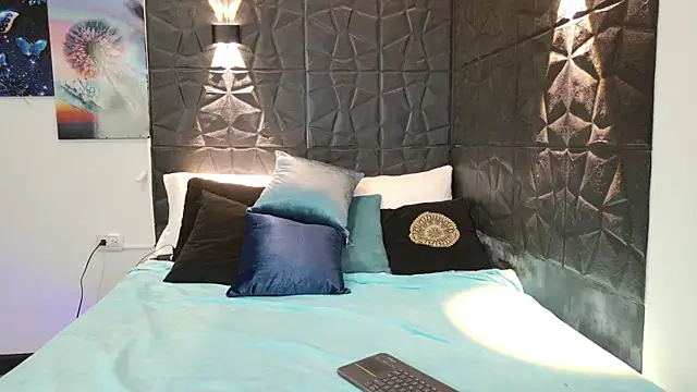 graceymilf666 online show from September 24, 11:20 am