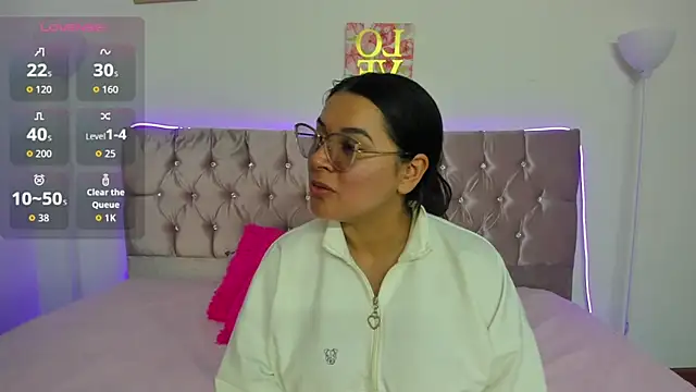 Alice Summer1 online show from February 26, 10:09 pm