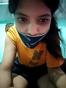 Hotty-Divya online show from September 20, 10:13 am