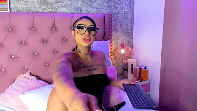 Mia Jansen online show from September 13, 2:03 pm