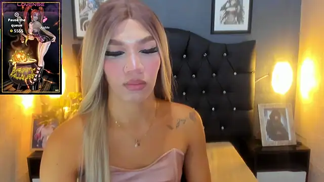 Sara-Smith- online show from September 20, 12:47 pm