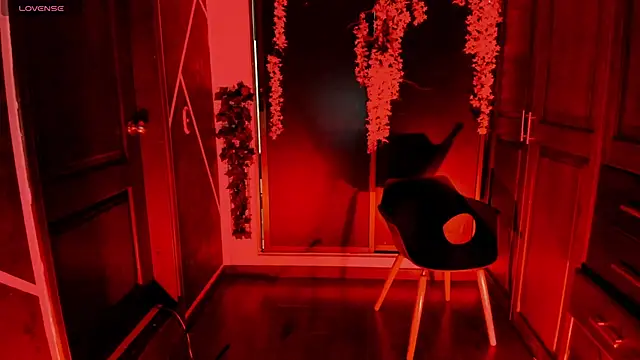 SexyNaf online show from November 5, 7:30 pm