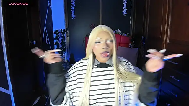 SexyNaf online show from January 10, 8:02 pm