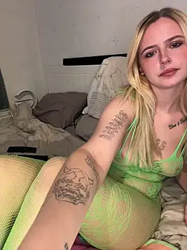 saskiapierce online show from March 20, 6:13 pm