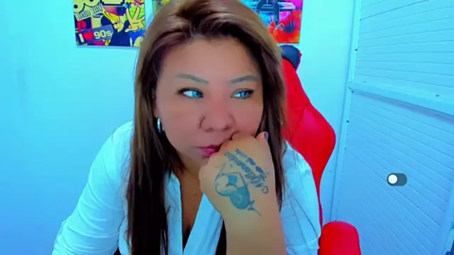 victoria love89 online show from February 6, 2:15 am