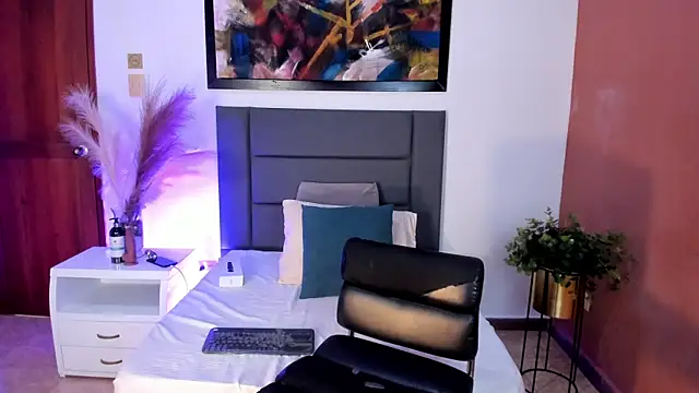 MelissaFoxx online show from February 19, 6:07 pm