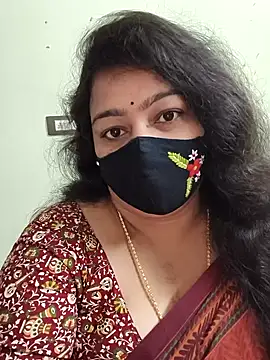 neelu-hoty online show from November 2, 2:31 pm