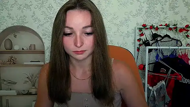  Barbie Kiss  online show from September 19, 4:17 pm