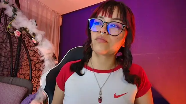 vanelope11 online show from April 17, 2:24 am