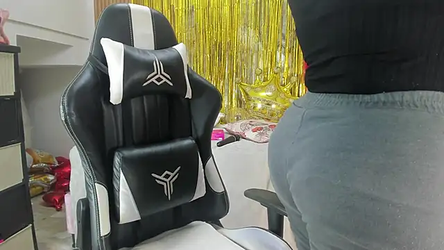 Danna topless online show from October 16, 12:30 pm