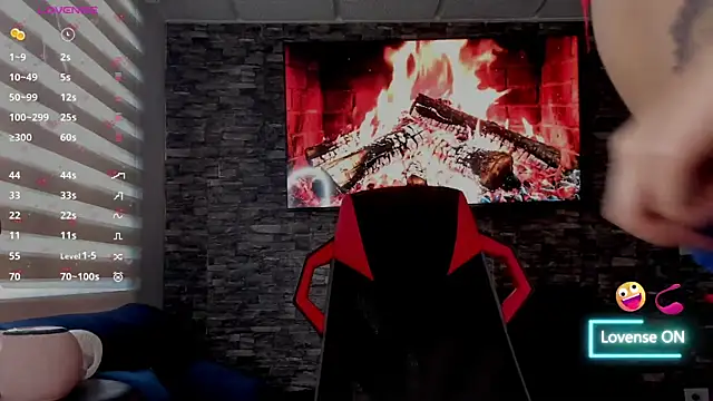 Charlotte greys online show from April 9, 10:48 pm