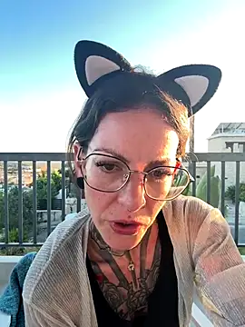 BrownieyQueen online show from October 31, 2:21 pm