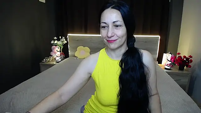 LiluGrants online show from November 18, 7:04 pm