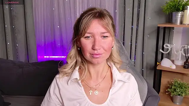 MilaBott online show from September 13, 8:17 pm