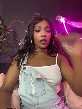 TIFFANYYSTAR online show from October 20, 2:42 pm