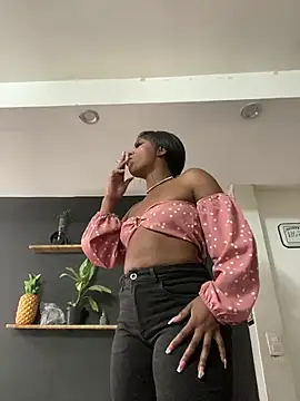 TIFFANYYSTAR online show from October 8, 3:05 pm