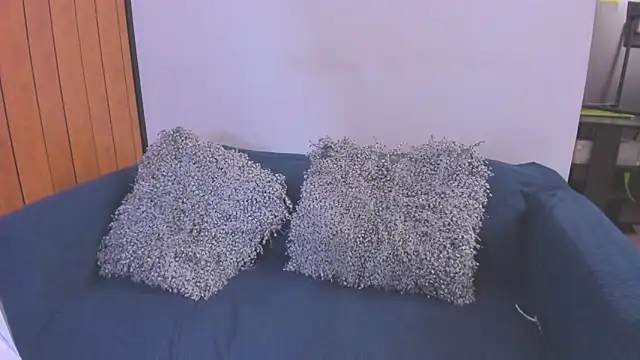 Emma-evans online show from February 28, 2:49 pm