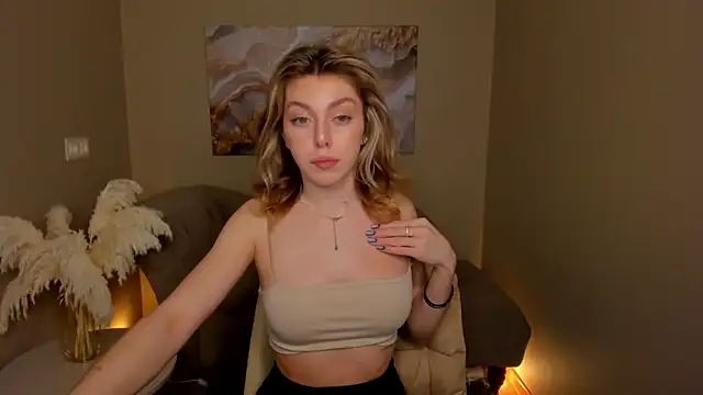 MollyMeltorr online show from October 4, 4:40 am