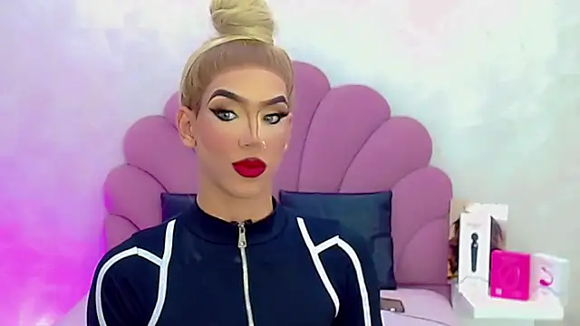 briana sex32 online show from March 12, 4:37 am