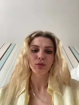 Liya my online show from February 21, 2:18 pm