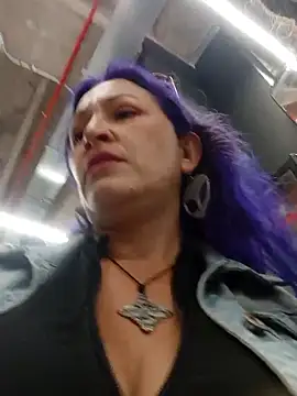 sophie banger online show from October 12, 7:38 pm