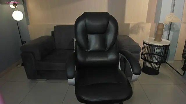 ChloePreston  online show from June 3, 11:55 am