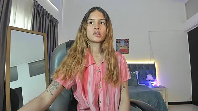 Tamy edwards online show from December 16, 8:26 pm