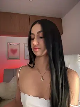 maddy bronw  online show from September 21, 1:59 am