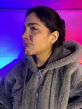 NINA 18 YEARS online show from January 15, 11:00 pm