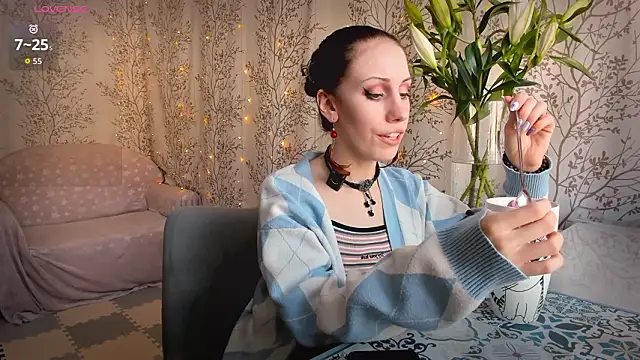 Mary0Lou online show from February 24, 7:40 am