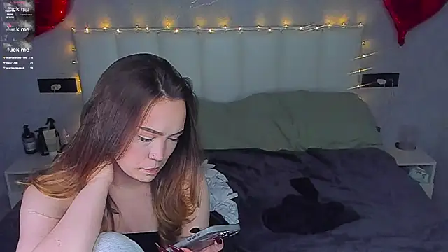 Evia r0se online show from February 26, 2:05 pm