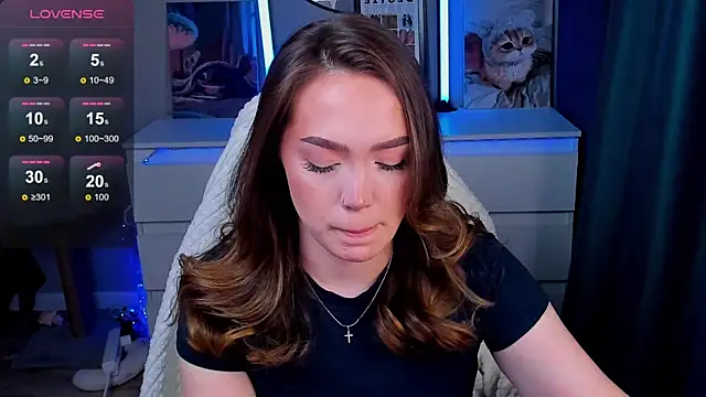 Evia r0se online show from April 21, 9:38 am