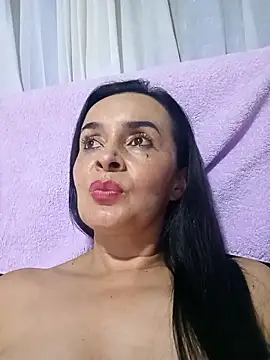 Samantha Sullivan  online show from January 10, 3:44 am