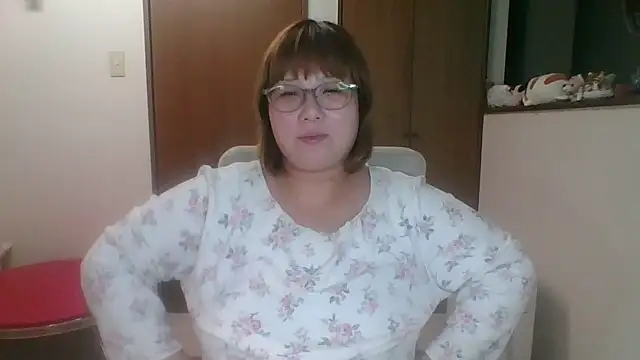 SAKU-RA-chan online show from October 23, 12:11 pm