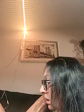 Genoveva73sexy online show from November 5, 4:45 pm