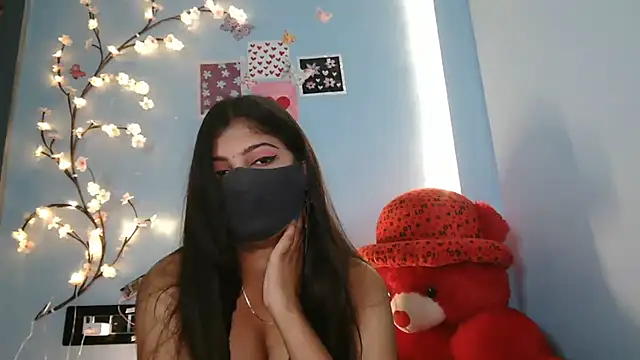 Reena Singh53 online show from October 8, 3:16 pm