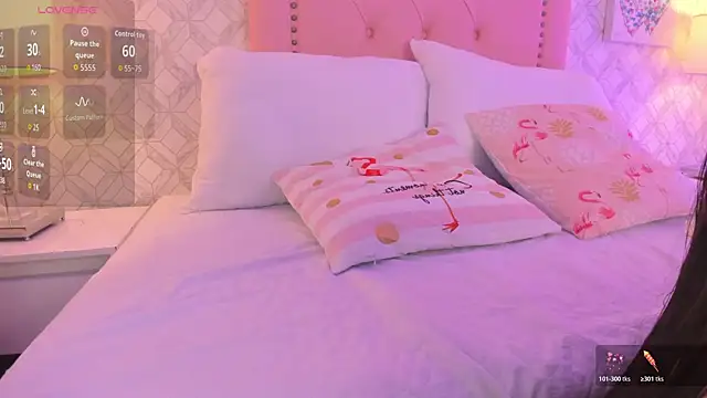 martina rivera  online show from March 27, 11:44 am