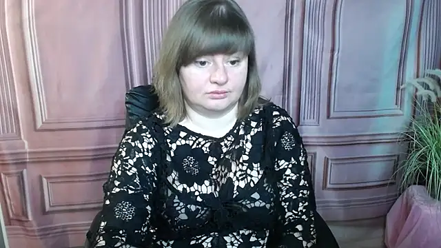 ZannaDreil online show from September 15, 6:37 pm