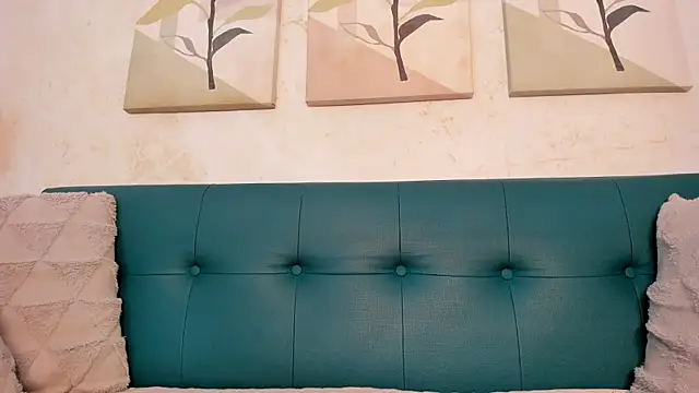 miranda villa online show from November 23, 12:18 pm