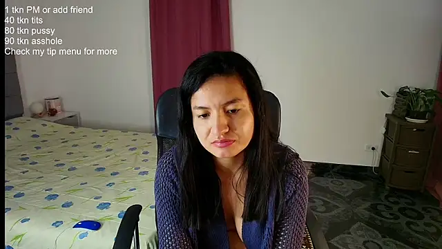 ChloeSanchezx online show from December 5, 2:11 am