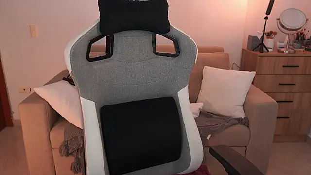 anyacutex online show from February 9, 7:49 pm