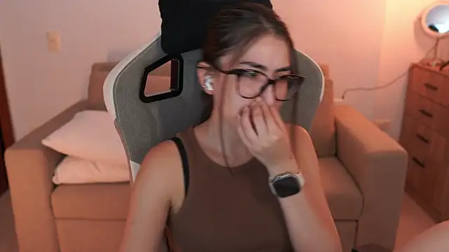 anyacutex online show from April 17, 11:40 pm