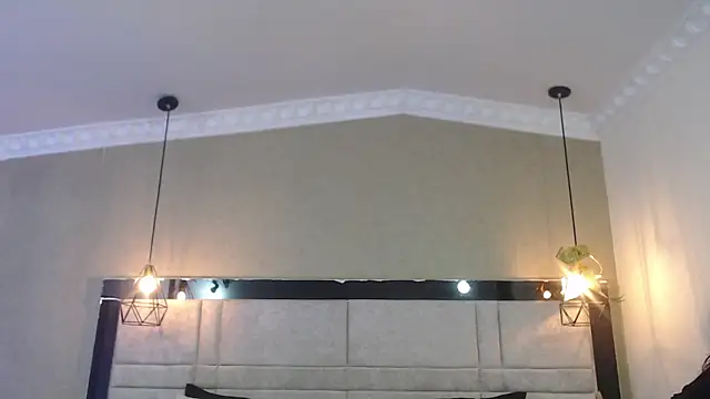 kimCosseyy online show from October 2, 2:05 am