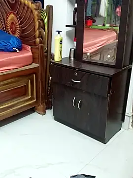 BongQueen9 online show from March 9, 1:25 pm