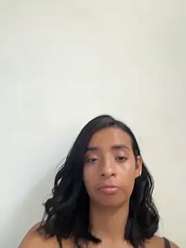 Laura fernandezII online show from March 8, 9:29 pm