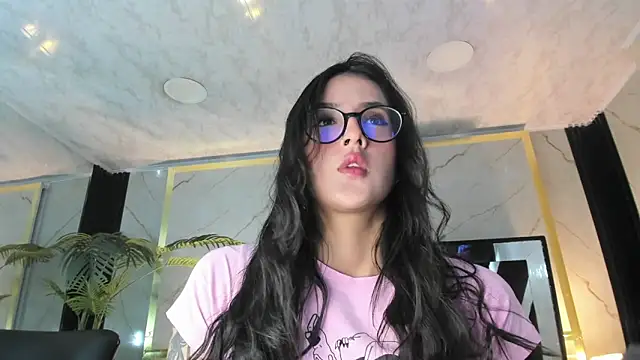 Princess Violett online show from April 6, 2:29 pm