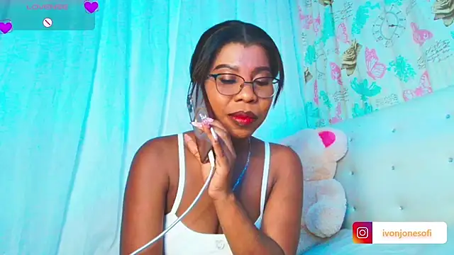 ivonjoness online show from September 17, 3:04 am