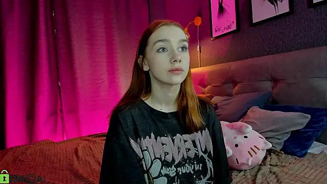 Lesi Moonie01 online show from April 19, 9:20 am